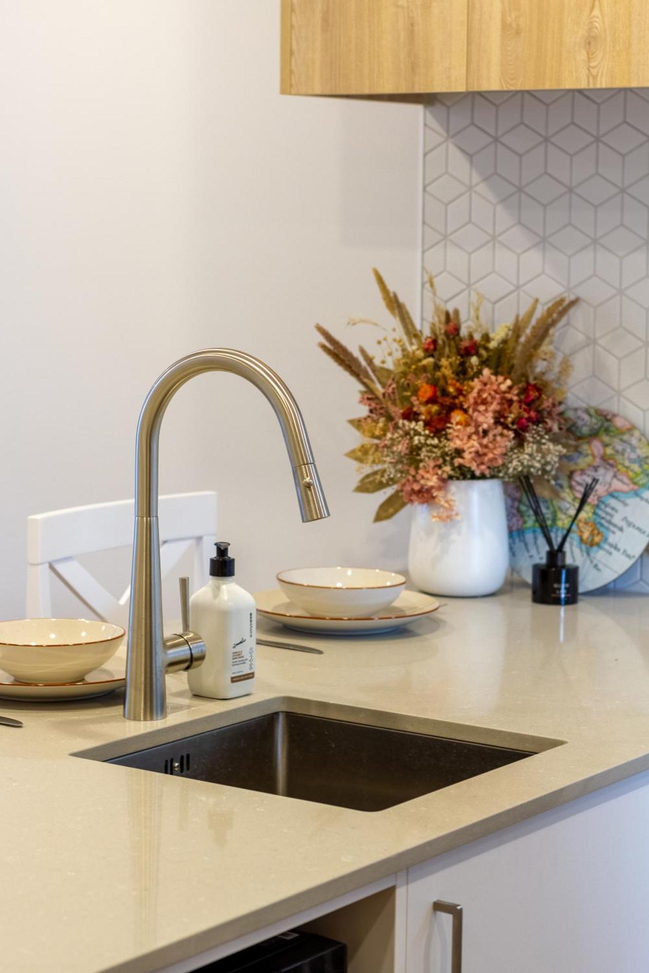 クライストチャーチModern 2 Bed 2 Bath Opposite Hagley Parkアパートメント エクステリア 写真